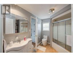 933 - 316489 31ST LINE - 17