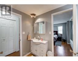 933 - 316489 31ST LINE - 18