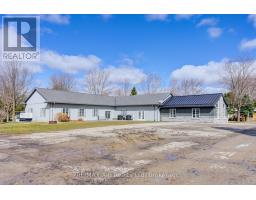 933 - 316489 31ST LINE - 32