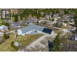 933 - 316489 31ST LINE - 43