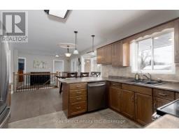 720 SPORTS DRIVE - 9