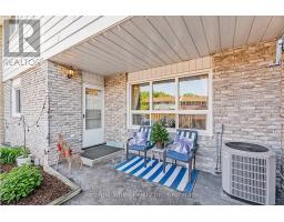 43 - 423 WESTWOOD DRIVE - 3