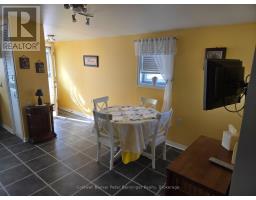 123 SCOTT STREET - 3