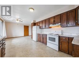 5109 WHITELAW ROAD - 15