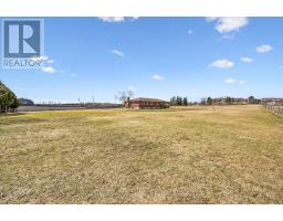 5109 WHITELAW ROAD - 38