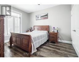 4467 PERTH LINE 72 - 24