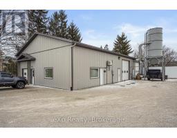 4467 PERTH LINE 72 - 37