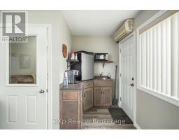 4467 PERTH LINE 72 - 39