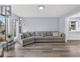 42 FRESHMEADOW WAY - 5