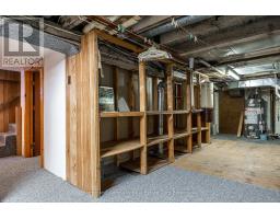 96 FALSTAFF STREET - 34