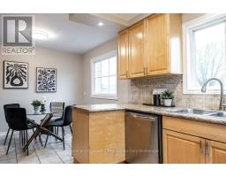 316 ELGIN CRESCENT - 10