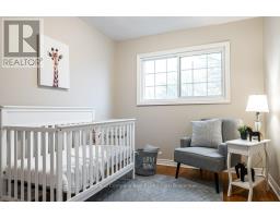 316 ELGIN CRESCENT - 14