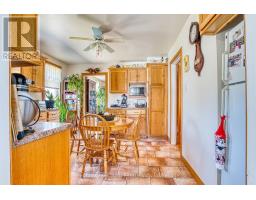 10 CENTRE STREET - 11