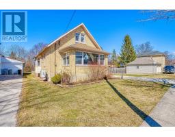 10 CENTRE STREET - 4