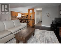 293 HUCK CRESCENT - 11