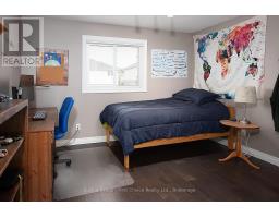 293 HUCK CRESCENT - 28