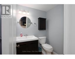 293 HUCK CRESCENT - 33