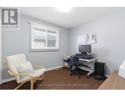 10 BROOKSIDE CRESCENT - 10