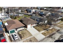 10 BROOKSIDE CRESCENT - 30