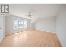 9 RED CLOVER CRESCENT - 32