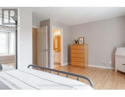 82 GREGORY CRESCENT - 21