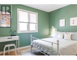 82 GREGORY CRESCENT - 23