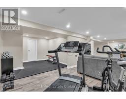 320 TATLOCK DRIVE - 38