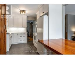 35 SPARLING CRESCENT - 12