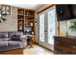 35 SPARLING CRESCENT - 15