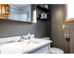 35 SPARLING CRESCENT - 20