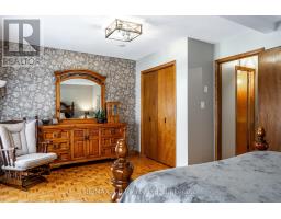 35 SPARLING CRESCENT - 22