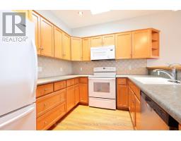 No.23 - 59 EAGLE DRIVE - 10