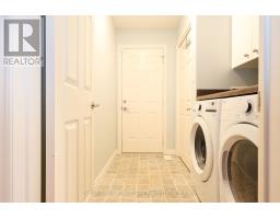 No.23 - 59 EAGLE DRIVE - 23