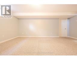 No.23 - 59 EAGLE DRIVE - 42