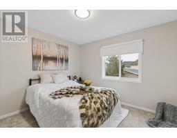 95 HOUGHTON STREET - 17