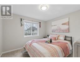 95 HOUGHTON STREET - 18