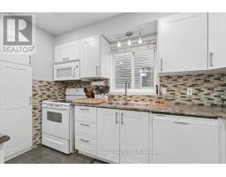 95 HOUGHTON STREET - 7