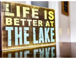 4 DUCHARME CRESCENT - 18