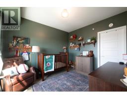 407 - 175 COMMONWEALTH STREET - 19