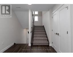 UNIT 42 - 3202 VIVIAN LINE - 13