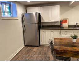 180 ELIZABETH STREET - 32