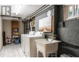 180 ELIZABETH STREET - 36