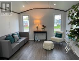 4 STARBOARD - 77719 BLUEWATER HIGHWAY - 6