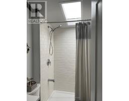 4 STARBOARD - 77719 BLUEWATER HIGHWAY - 9