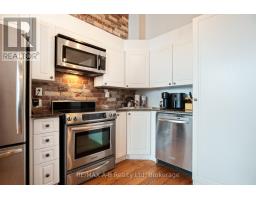 No.201 - 66 WELLINGTON STREET - 3