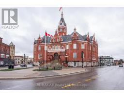 No.201 - 66 WELLINGTON STREET - 33