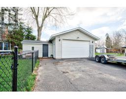 19 LINTON PLACE - 35