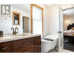 88 NORMAN STREET - 32