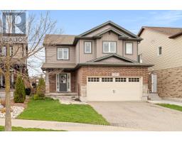 28 NEWCASTLE COURT - 2