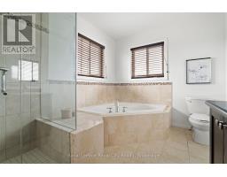 28 NEWCASTLE COURT - 26